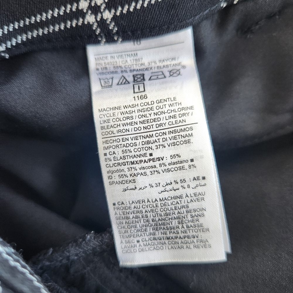 New Old Navy Pixie Ankle Pants - Picture 2 of 2